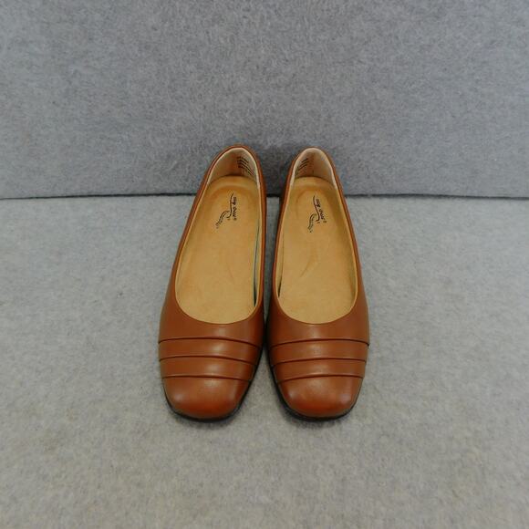 Easy Street Womens Flats Shoes Tan Hayes  Size 6WW New - Picture 2 of 7